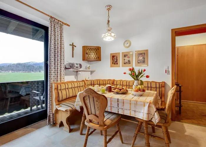 Apartman 1 *