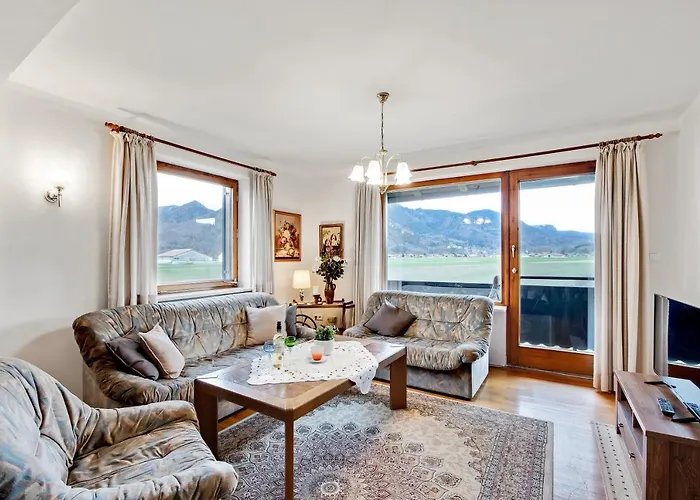 Apartament 1 *